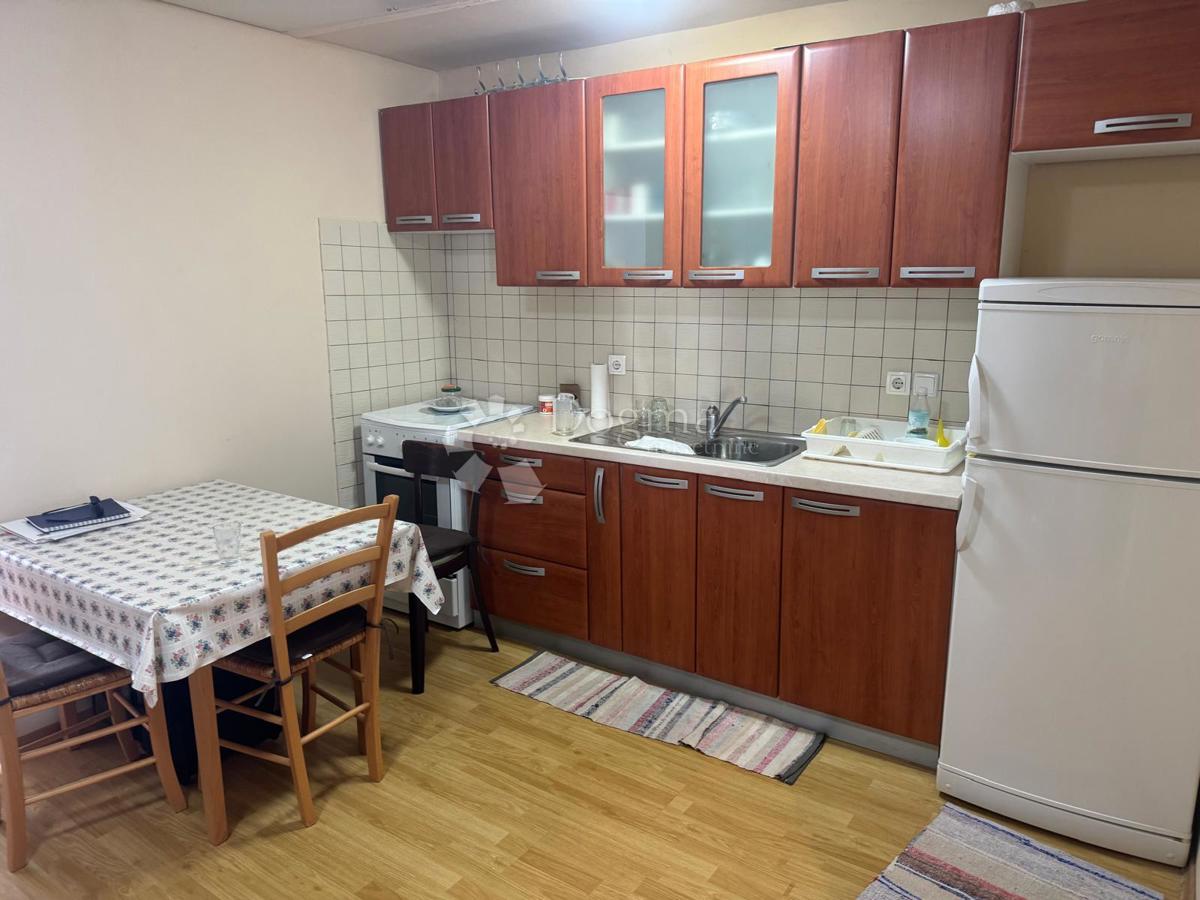 Hiša Konjsko Brdo, Perušić, 90m2