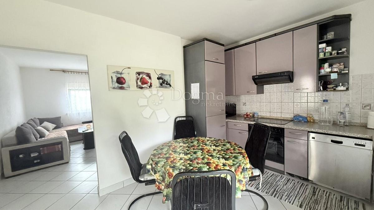 Hiša Labin, 150m2