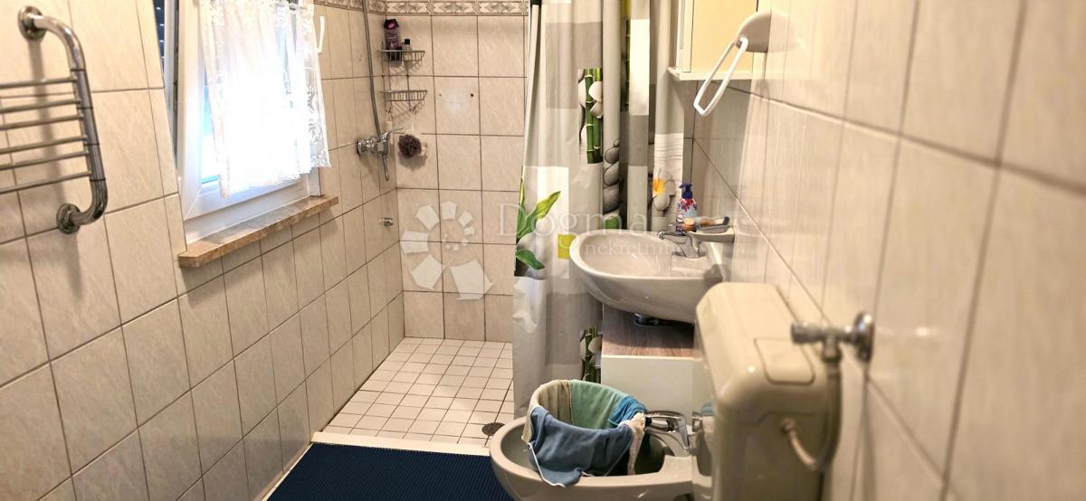 Hiša Labin, 150m2