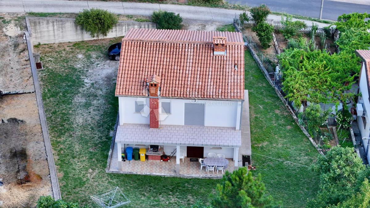 Hiša Labin, 150m2