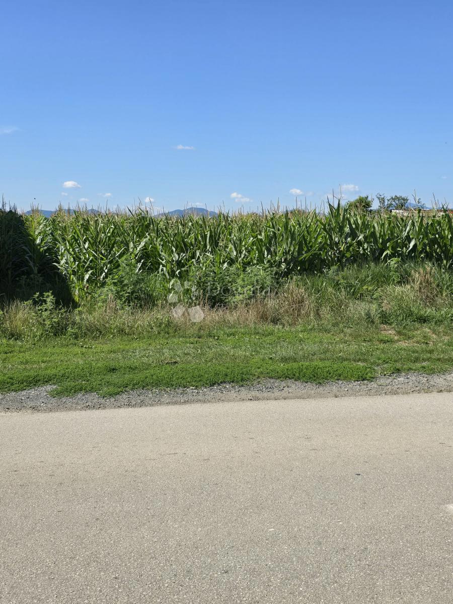 Zazidljivo zemljišče Gornji Kućan, Varaždin - Okolica, 2.051m2