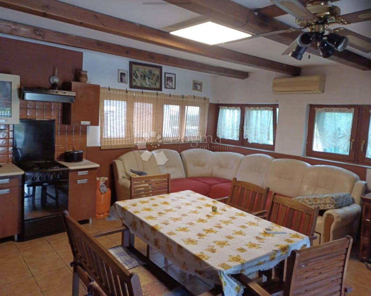 Hiša Šmrika, Kraljevica, 270m2