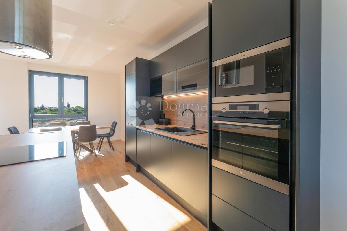 Stanovanje Valdebek, Pula, 120m2