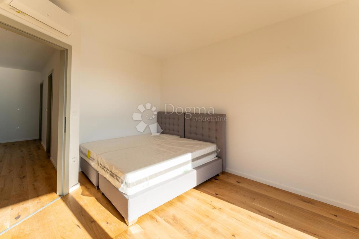 Stanovanje Valdebek, Pula, 120m2