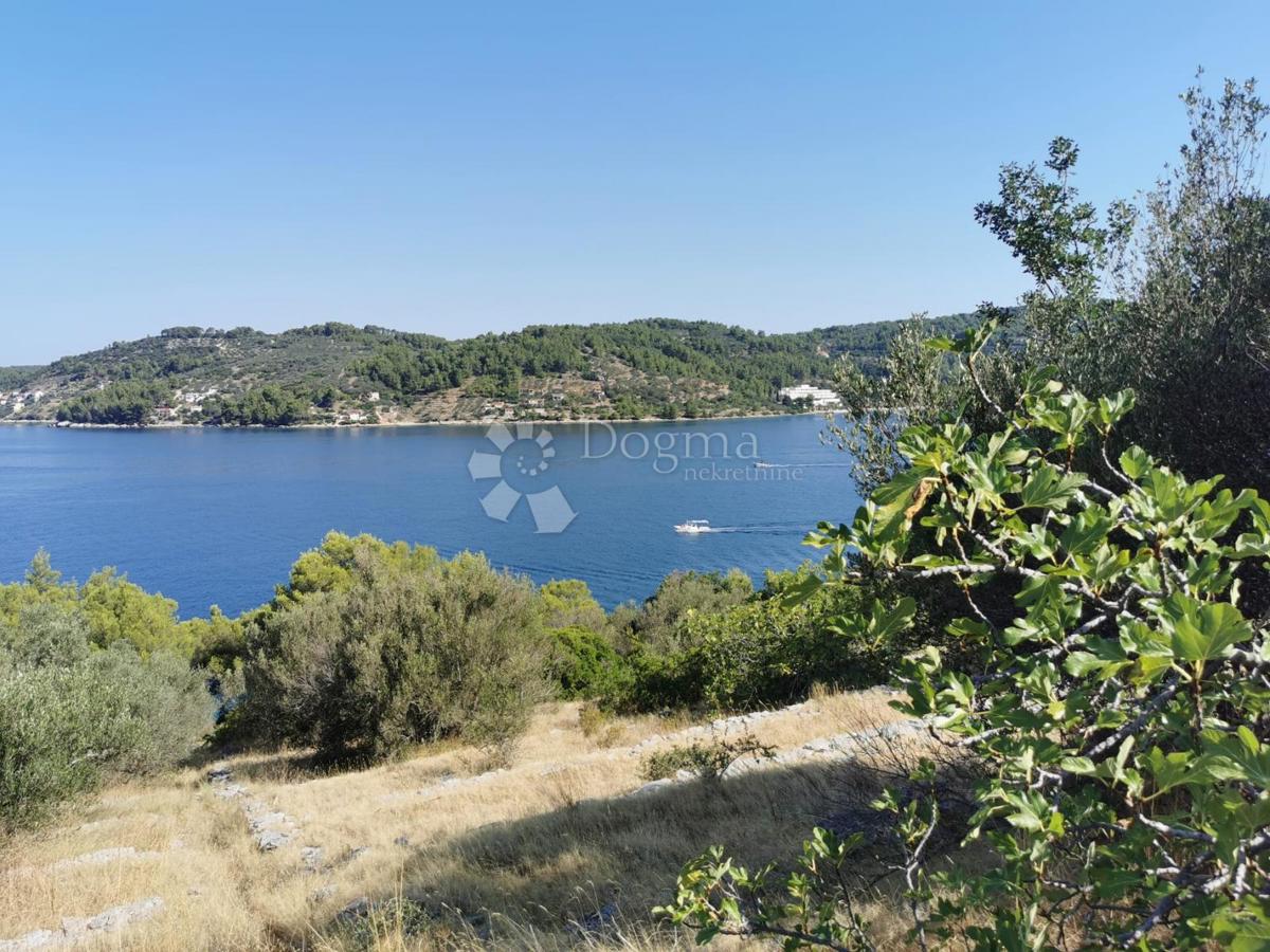 Zazidljivo zemljišče Vela Luka, 1.363m2