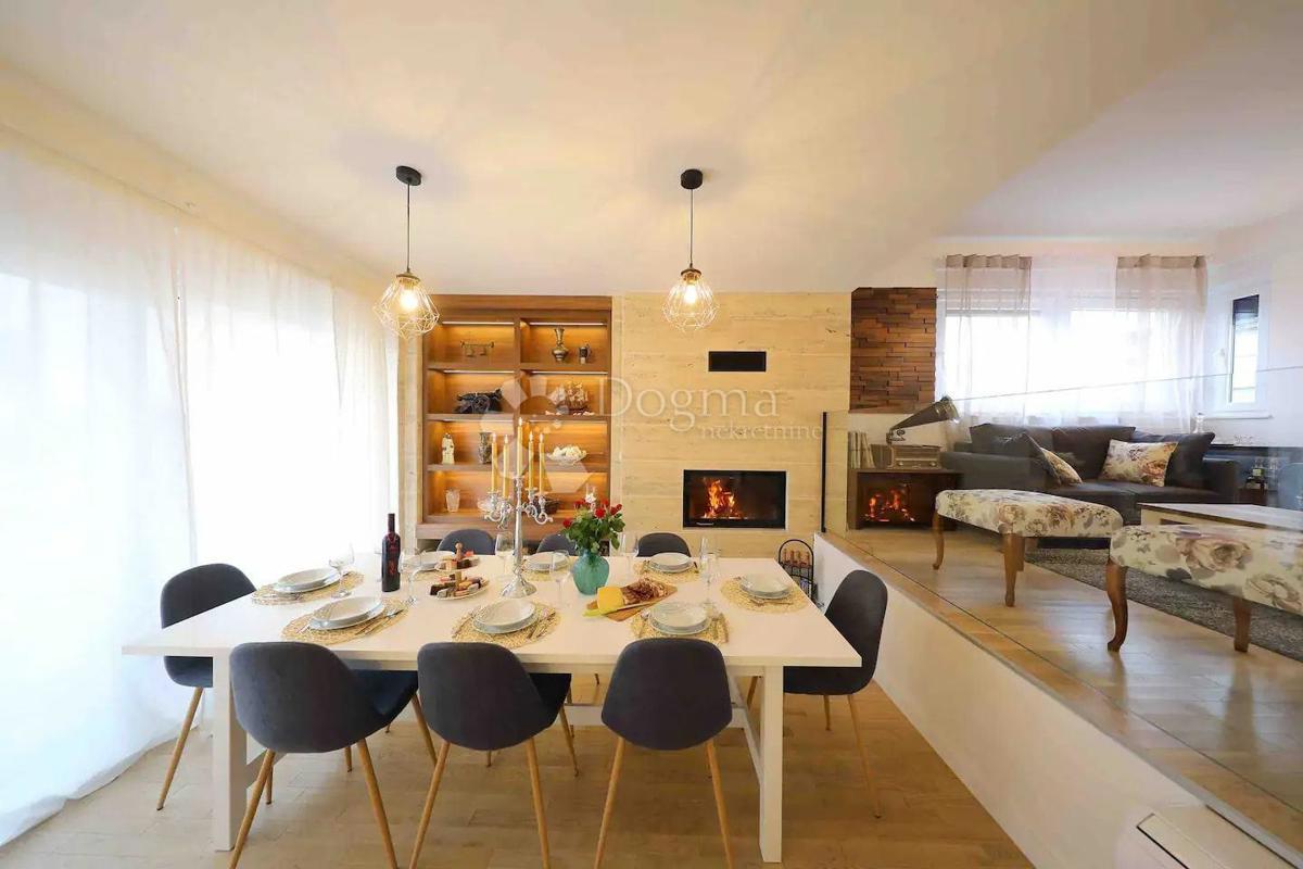 Sanjski penthouse - strešna terasa in bazen