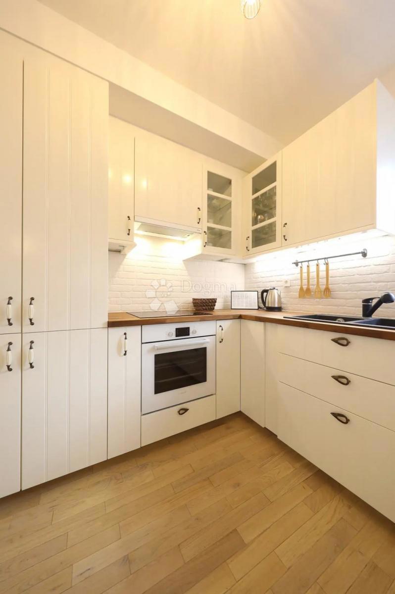 Sanjski penthouse - strešna terasa in bazen