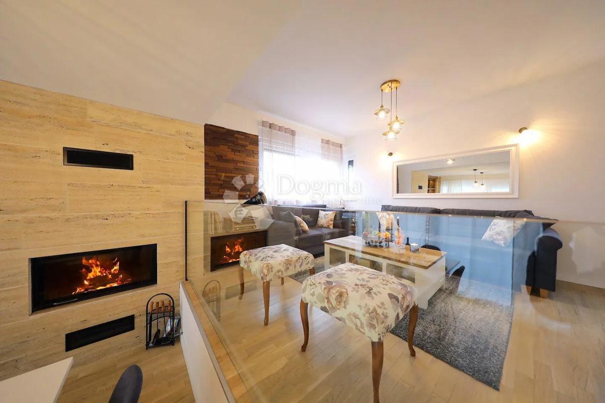Sanjski penthouse - strešna terasa in bazen