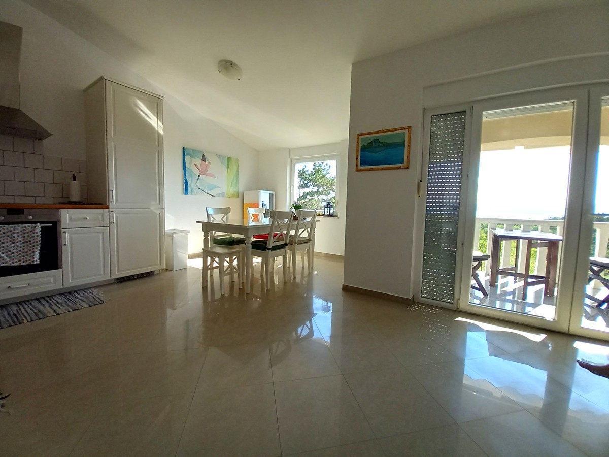 Selce, apartma z bazenom