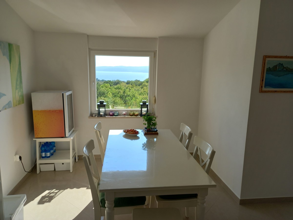 Selce, apartma z bazenom
