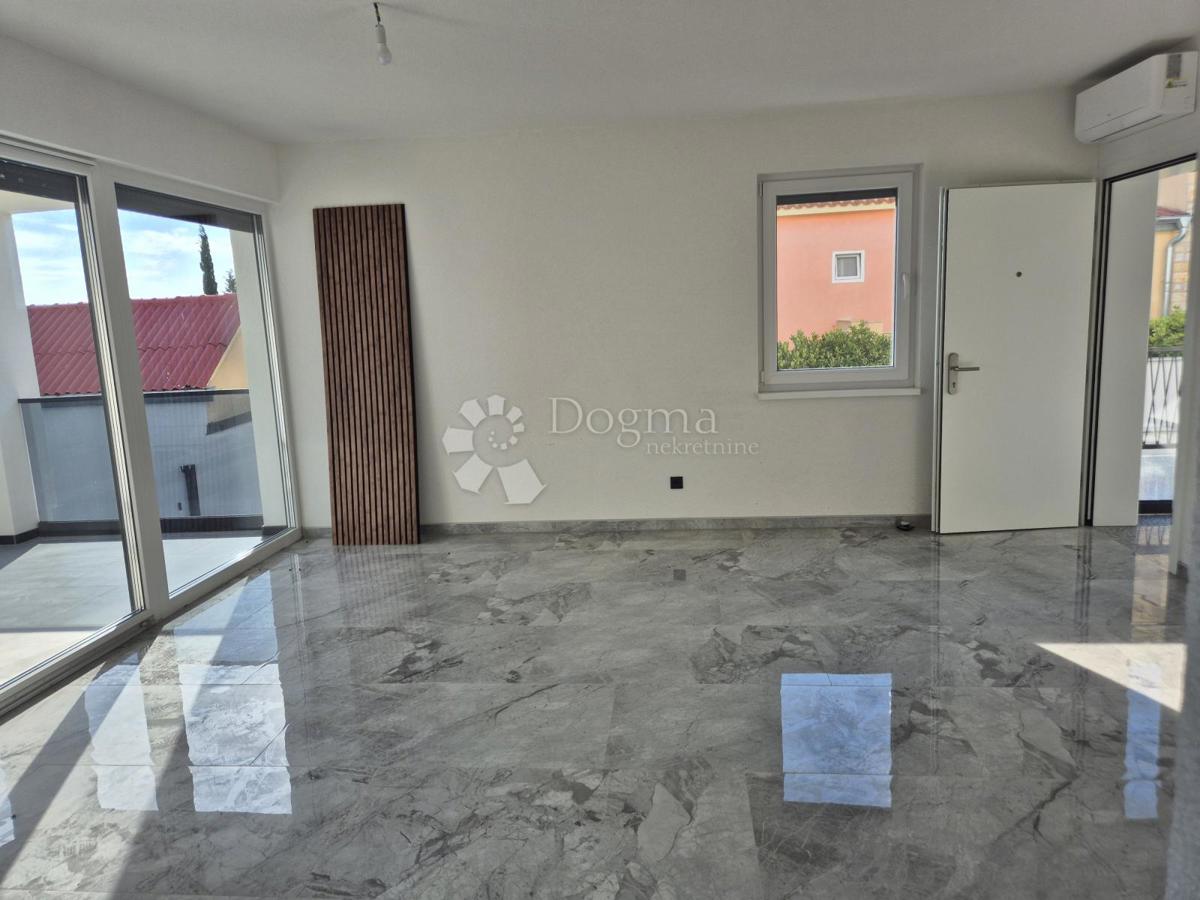 Stanovanje Seline, Starigrad, 57m2