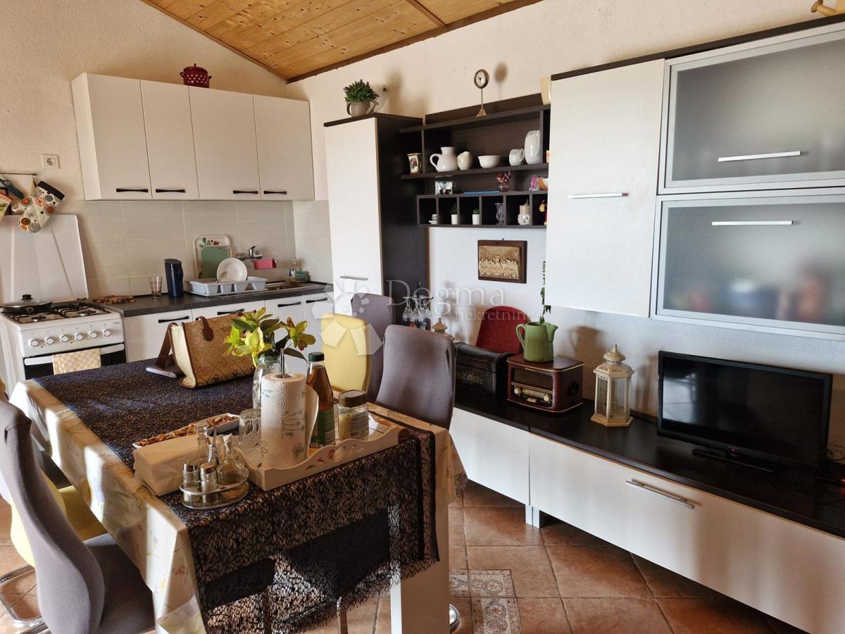 Hiša Gornje Raštane, Sveti Filip I Jakov, 70m2