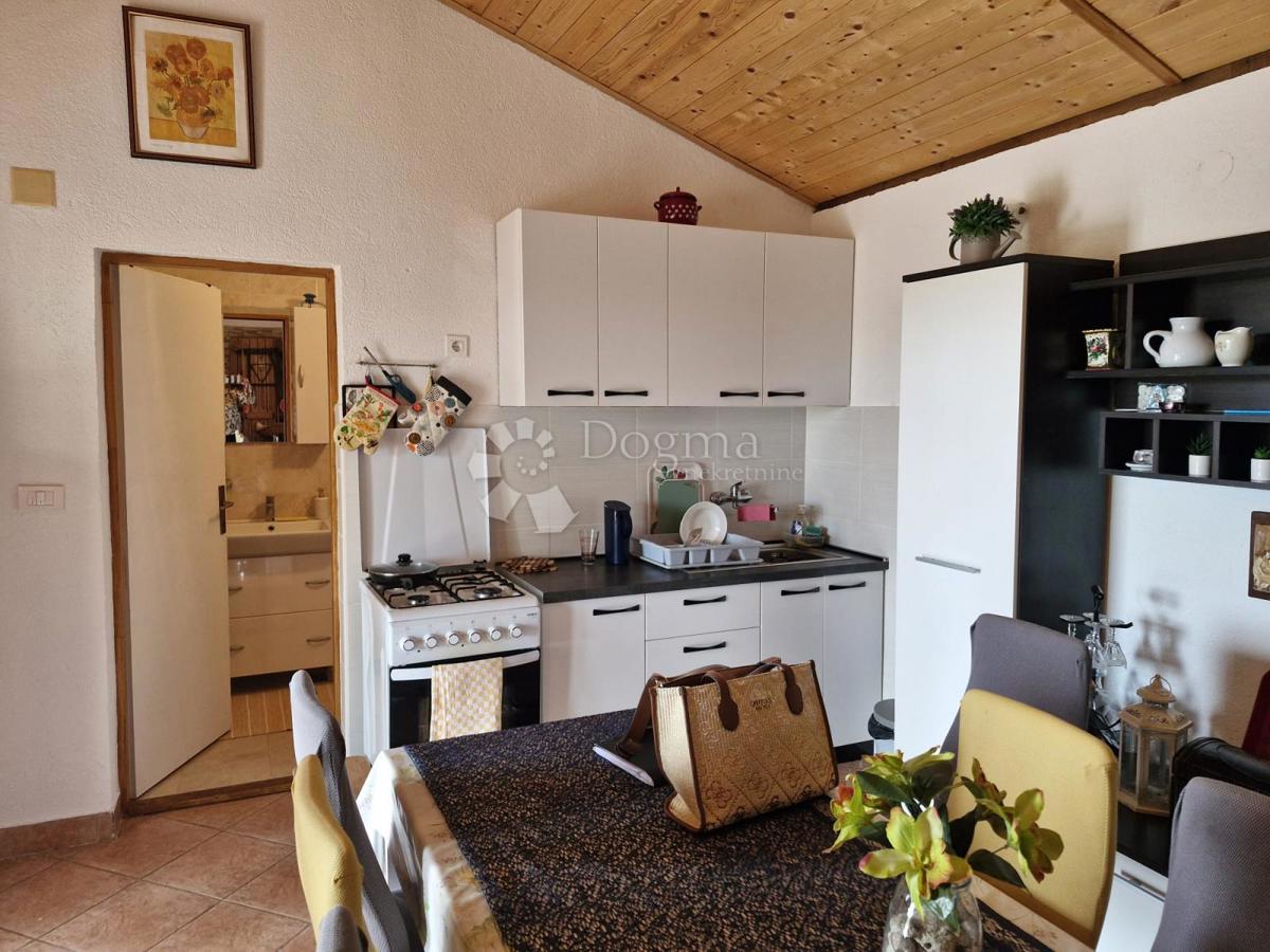 Hiša Gornje Raštane, Sveti Filip I Jakov, 70m2