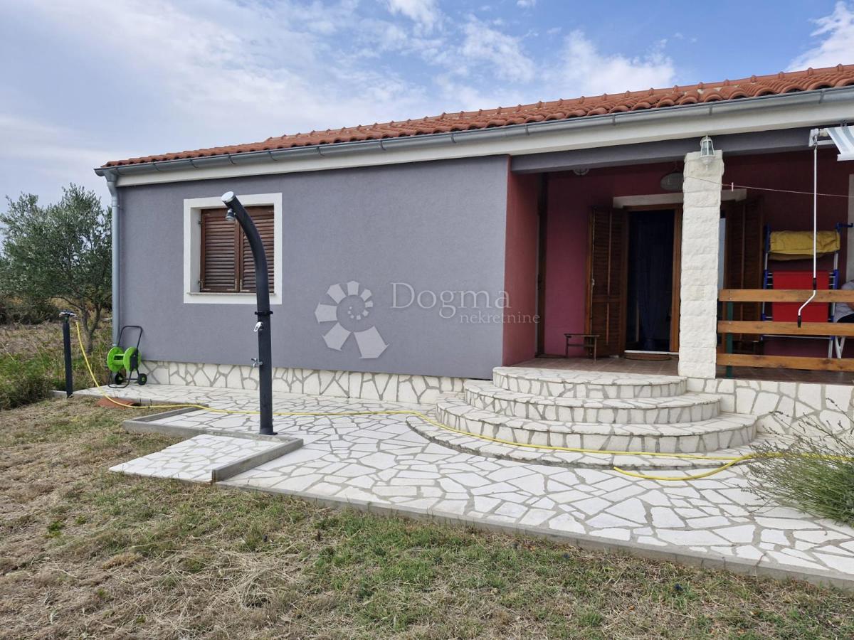 Hiša Gornje Raštane, Sveti Filip I Jakov, 70m2