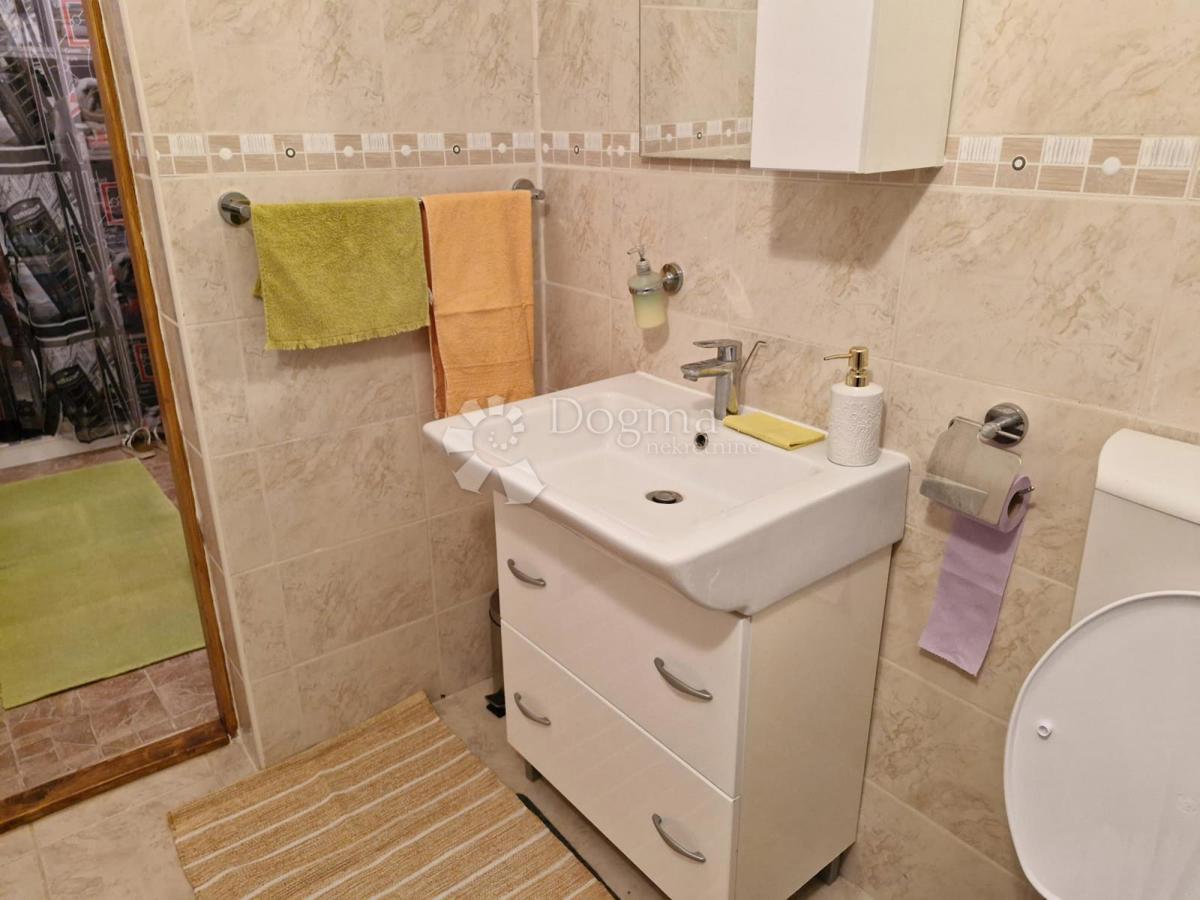 Hiša Gornje Raštane, Sveti Filip I Jakov, 70m2