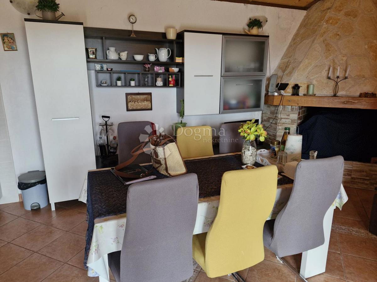 Hiša Gornje Raštane, Sveti Filip I Jakov, 70m2