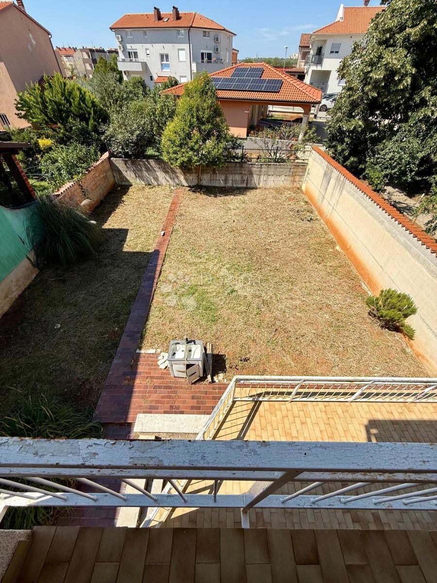 Hiša Valdebek, Pula, 331m2