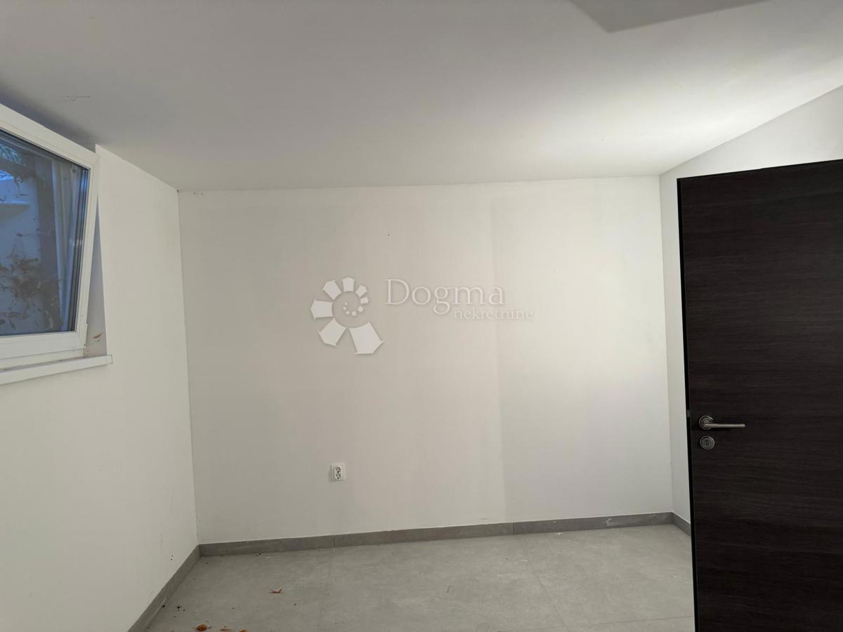 Stanovanje Centar, Varaždin, 74,45m2