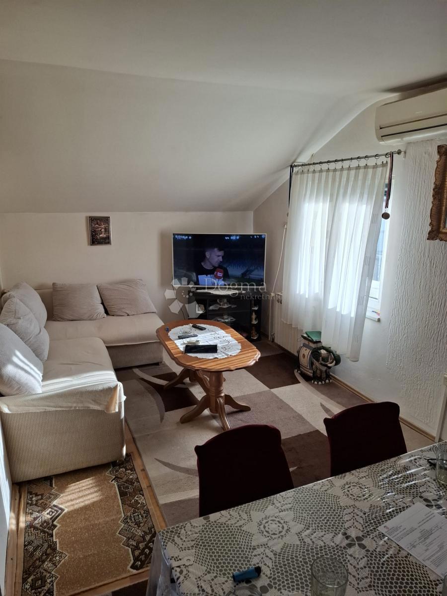 Stanovanje Centar, Zaprešić, 69m2