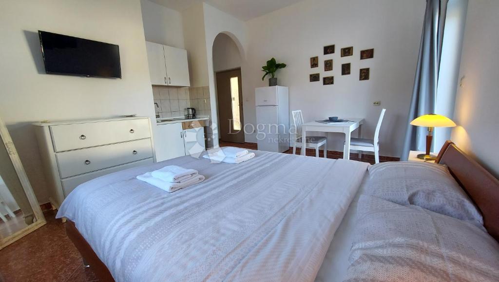 Hiša Pješčana Uvala, Medulin, 320m2