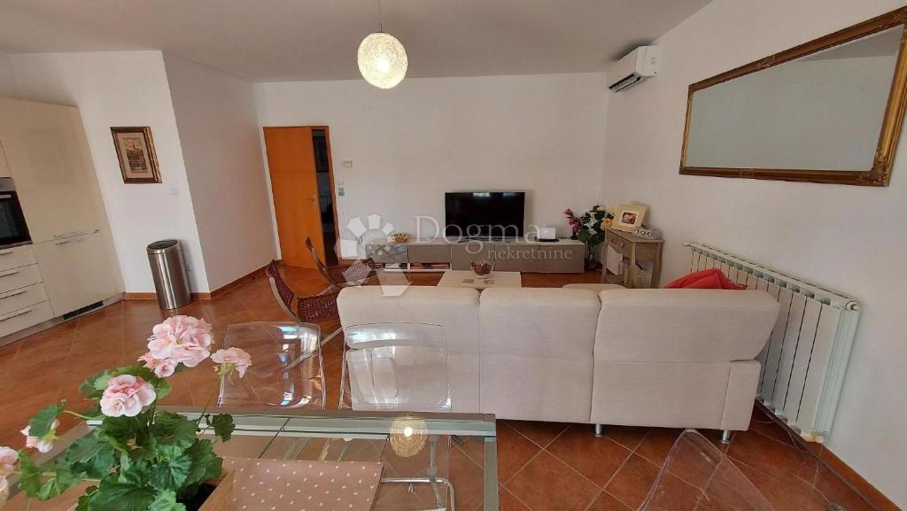 Hiša Pješčana Uvala, Medulin, 320m2