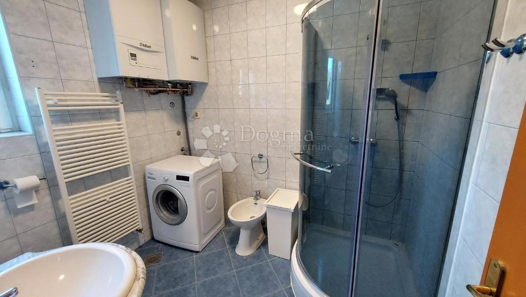 Hiša Pješčana Uvala, Medulin, 320m2
