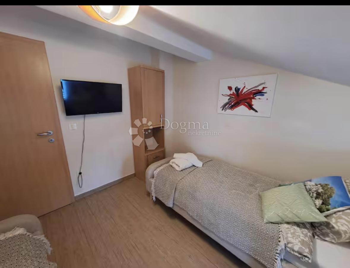 Hiša Starigrad, Senj, 280m2