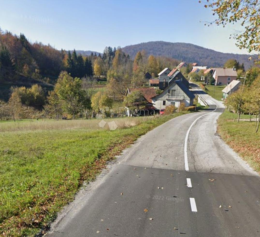 Zazidljivo zemljišče Stari Laz, Ravna Gora, 1.500m2