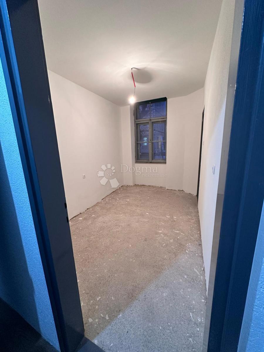 Stanovanje Centar, Gospić, 50m2
