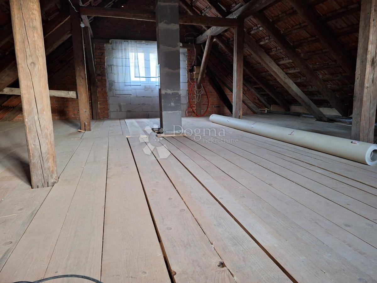 Hiša Vujnovići, Vrbovsko, 150m2