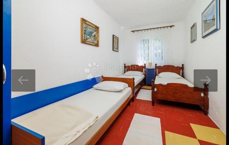 Hiša Cesarica, Karlobag, 100m2