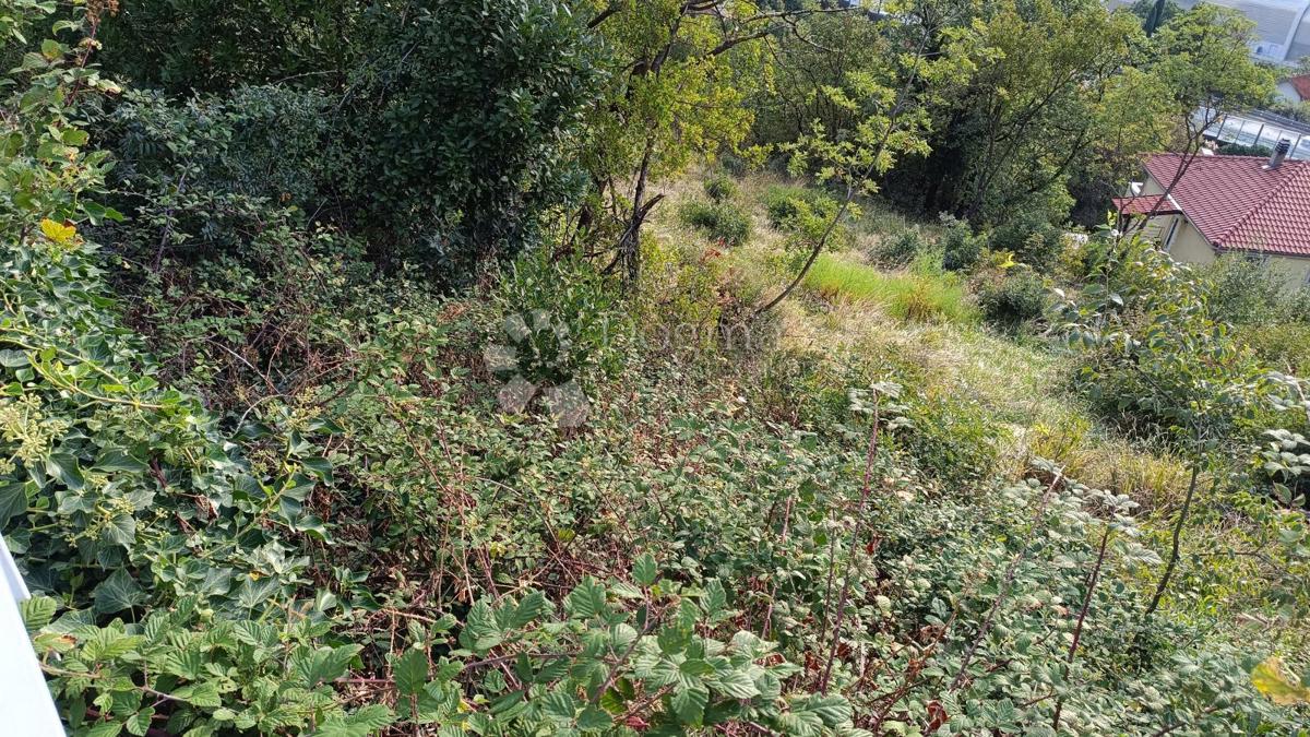 Zazidljivo zemljišče Svilno, Rijeka, 1.800m2