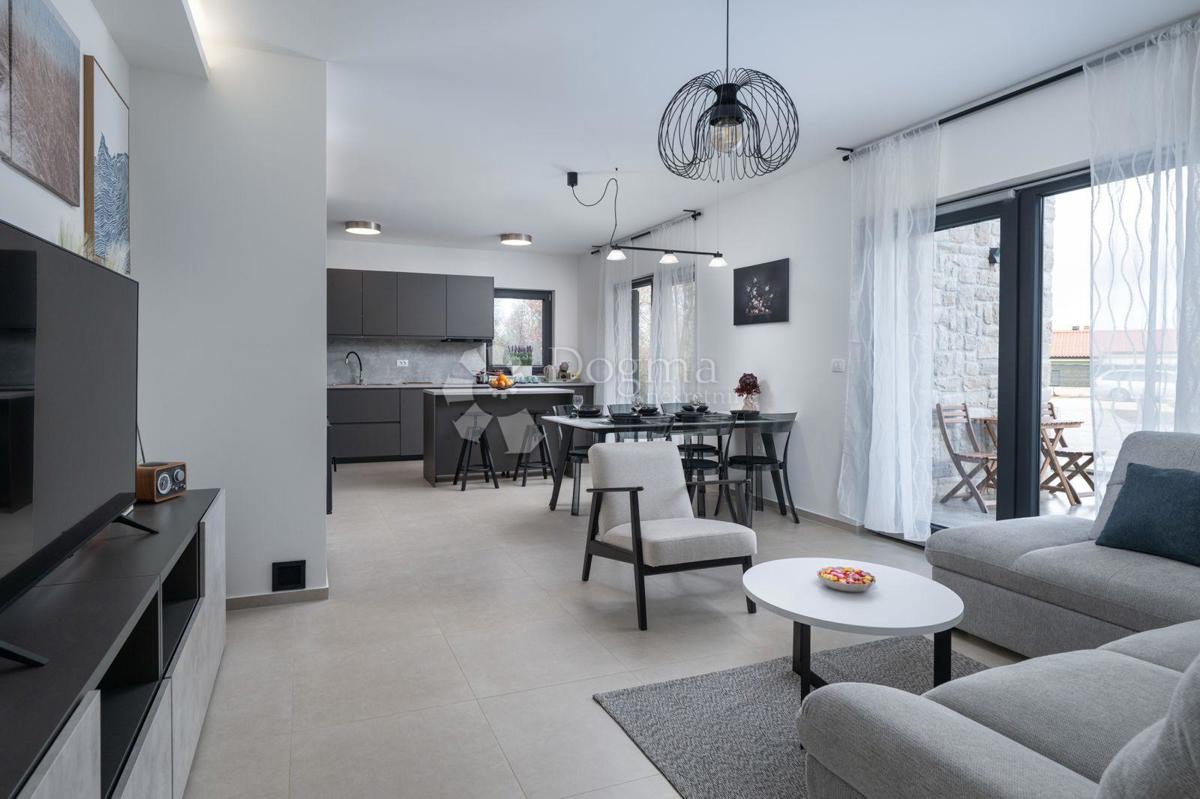 Hiša Rakalj, Marčana, 170m2