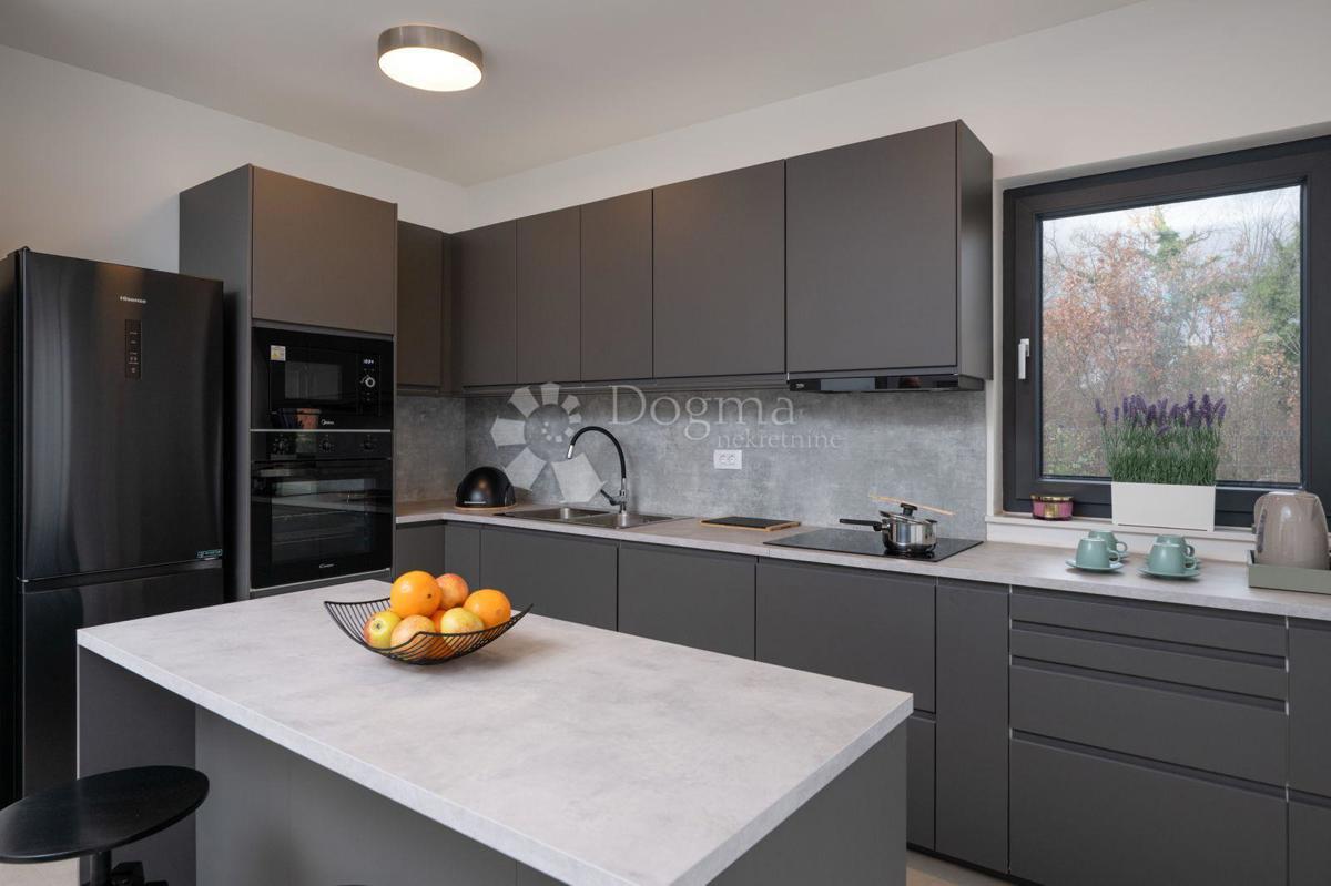 Hiša Rakalj, Marčana, 170m2