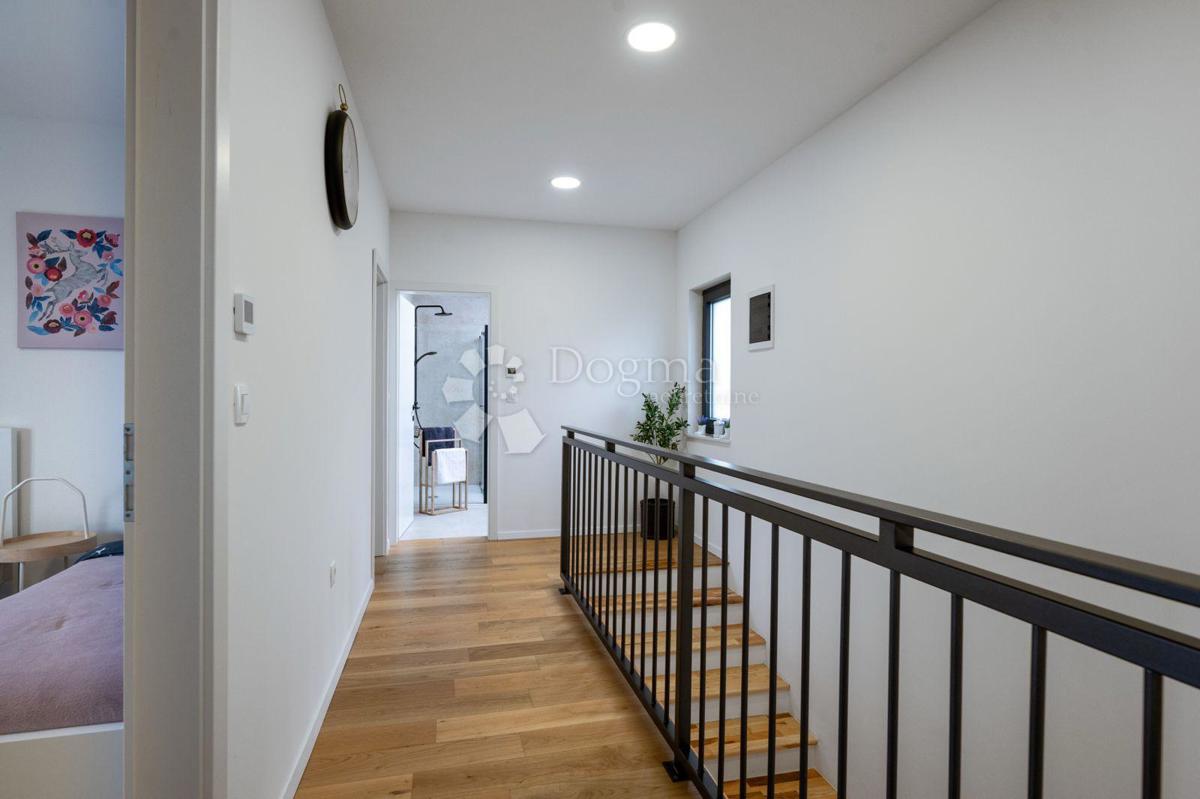 Hiša Rakalj, Marčana, 170m2