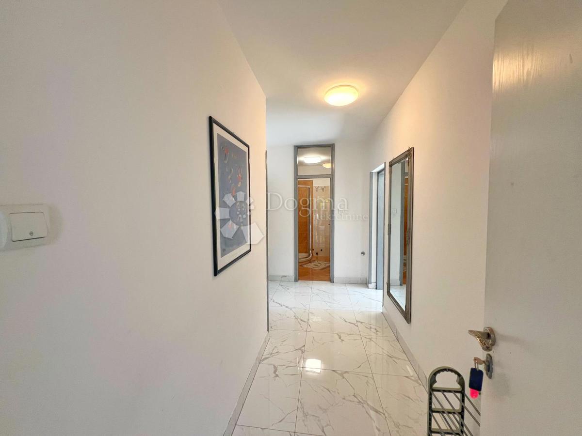 Hiša Medulin, 250m2