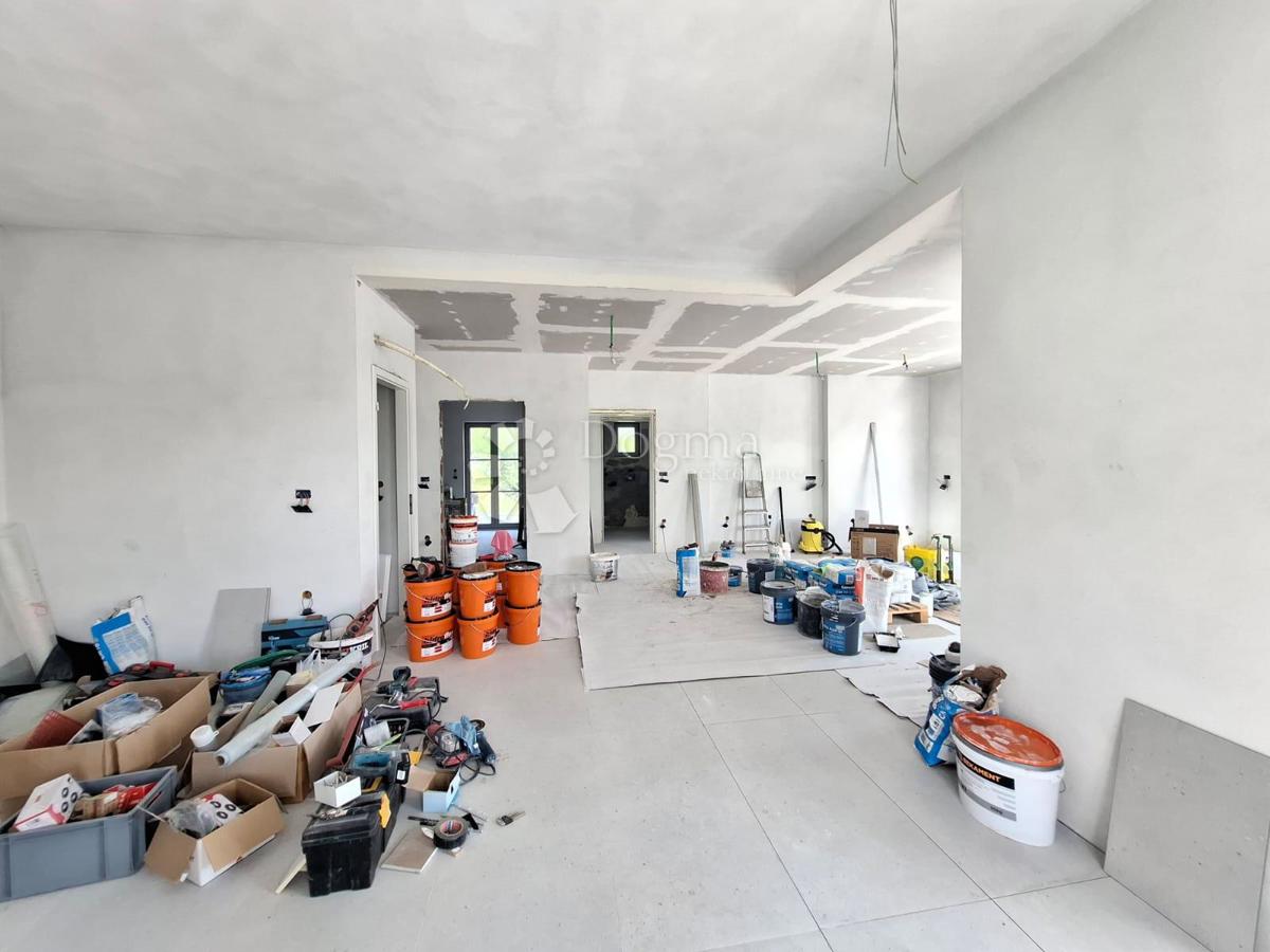 Hiša Poreč, 303,10m2