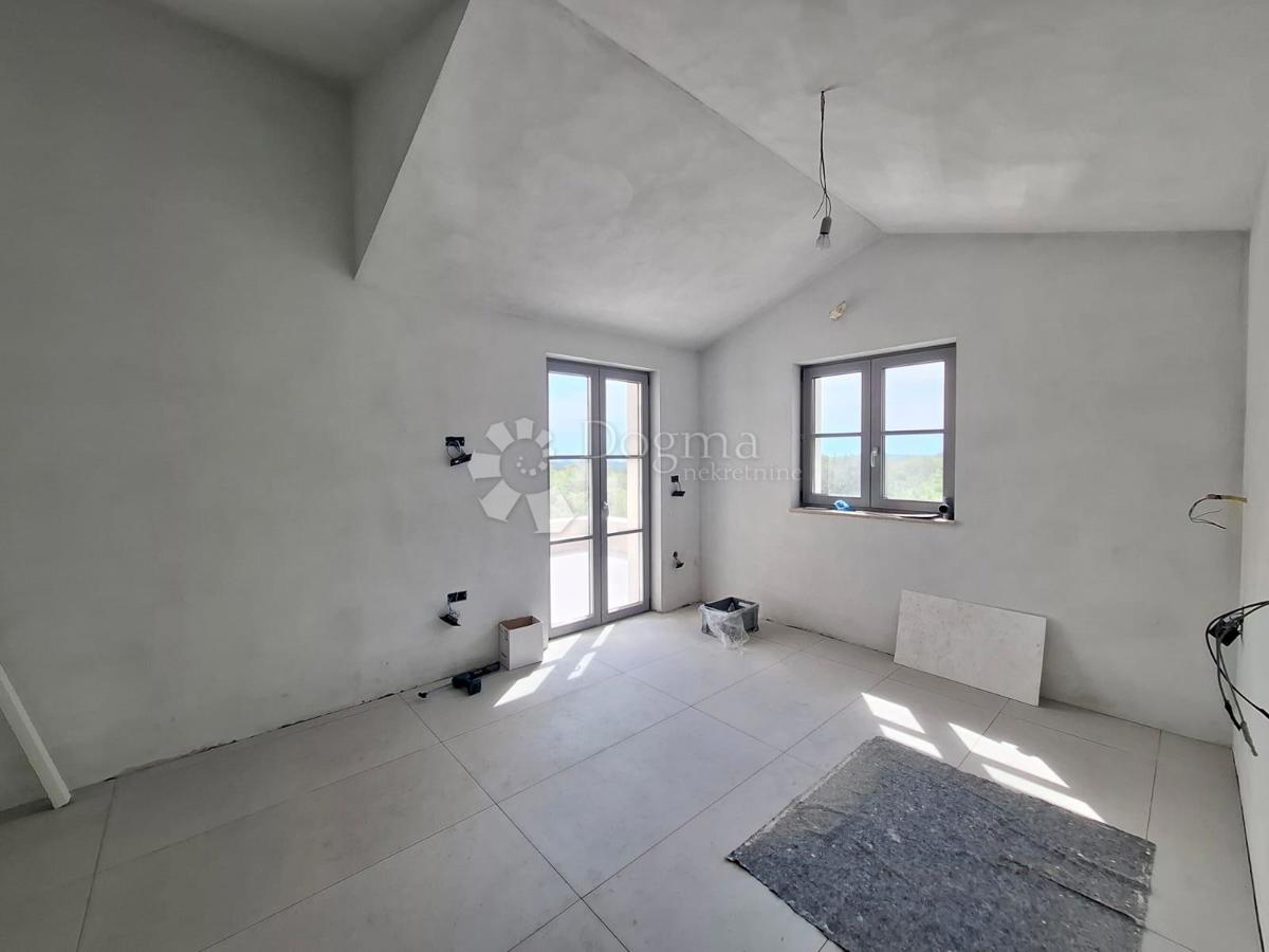 Hiša Poreč, 303,10m2