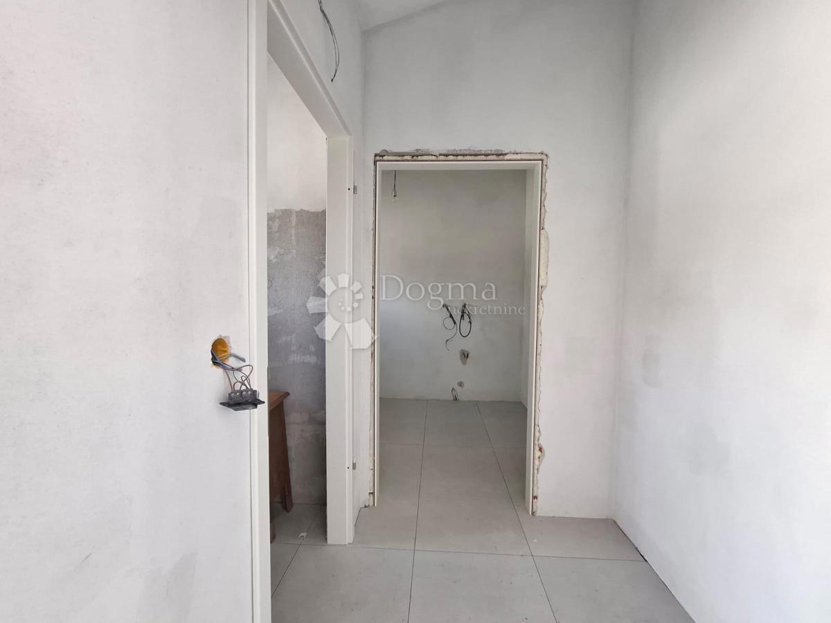 Hiša Poreč, 303,10m2