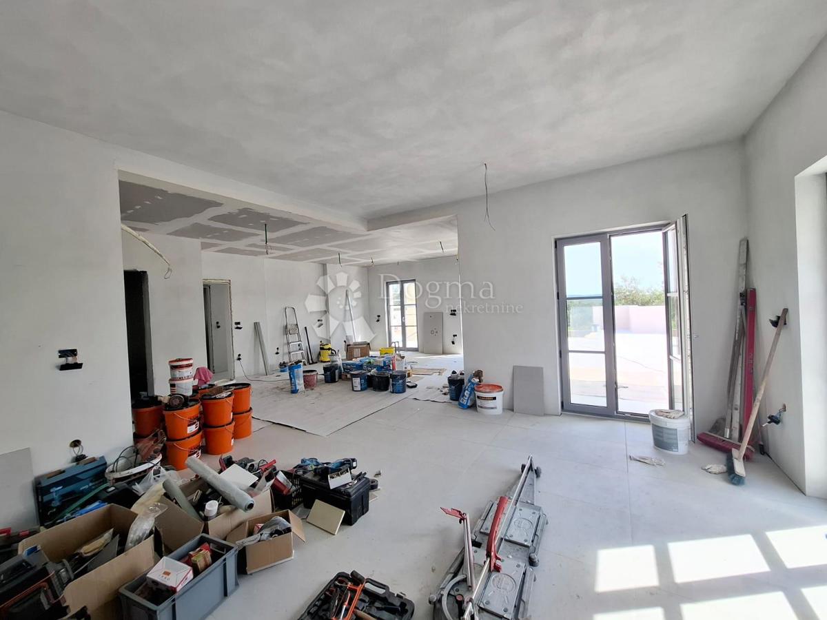 Hiša Poreč, 303,10m2