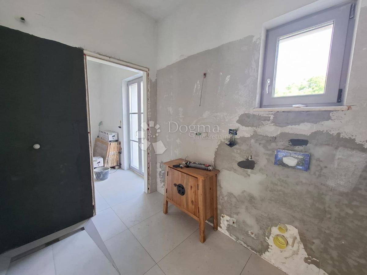 Hiša Poreč, 303,10m2