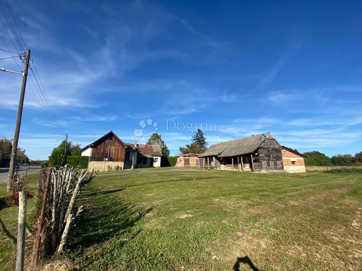 Zazidljivo zemljišče Popovača, 15.570m2