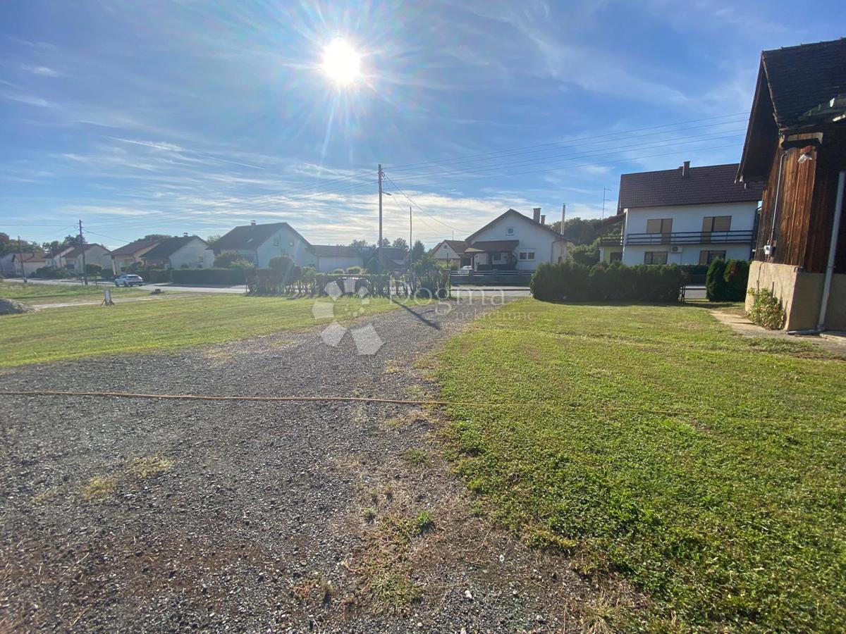 Zazidljivo zemljišče Popovača, 15.570m2