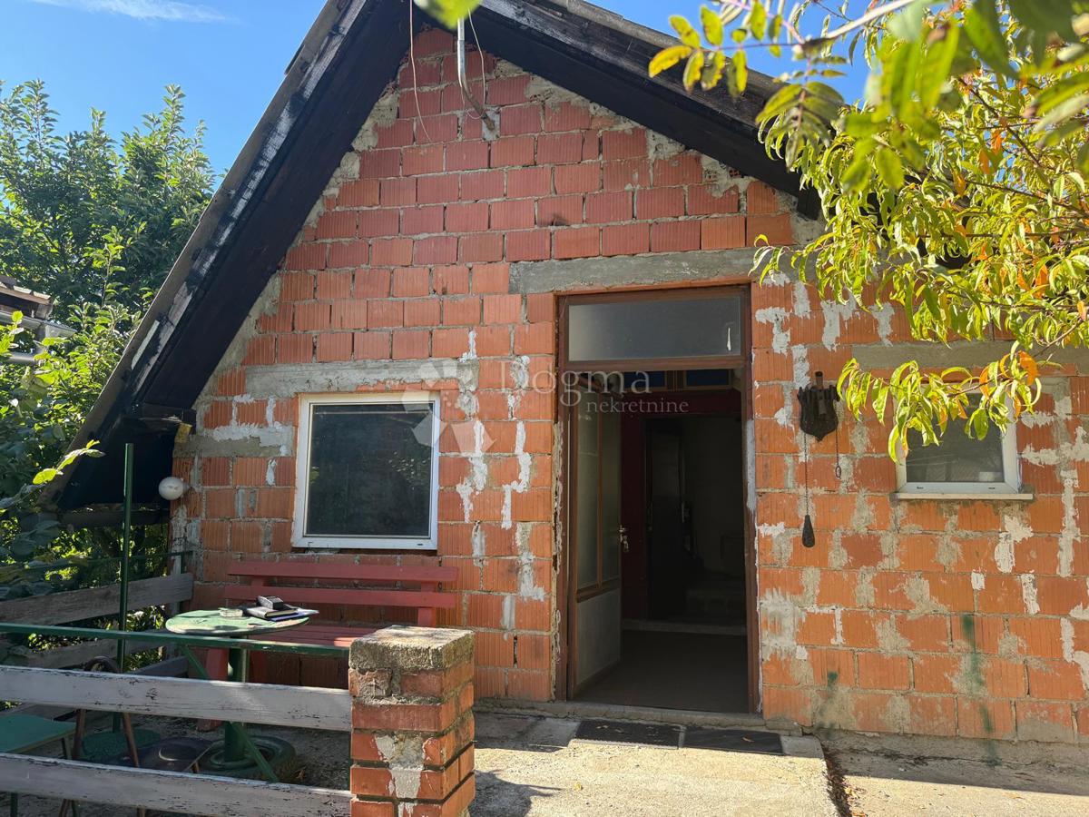 Hiša Varaždin Breg, Gornji Kneginec, 89m2