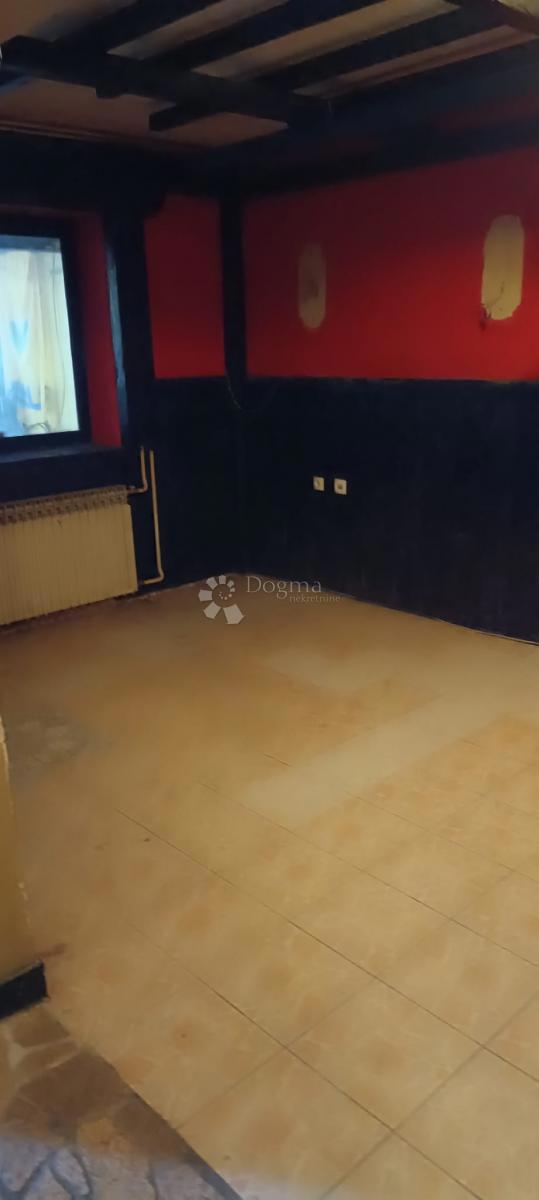 Hiša Delnice, 365m2