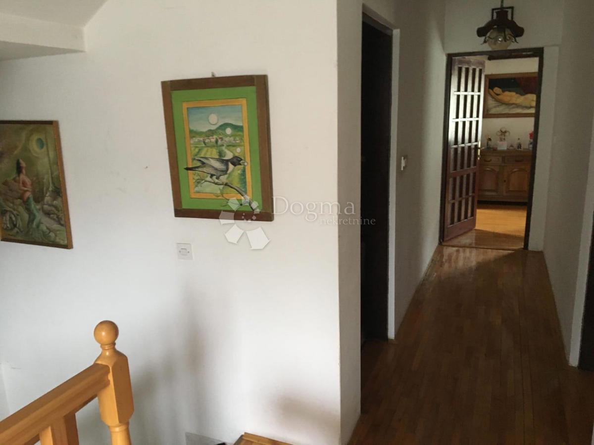 Hiša Delnice, 365m2