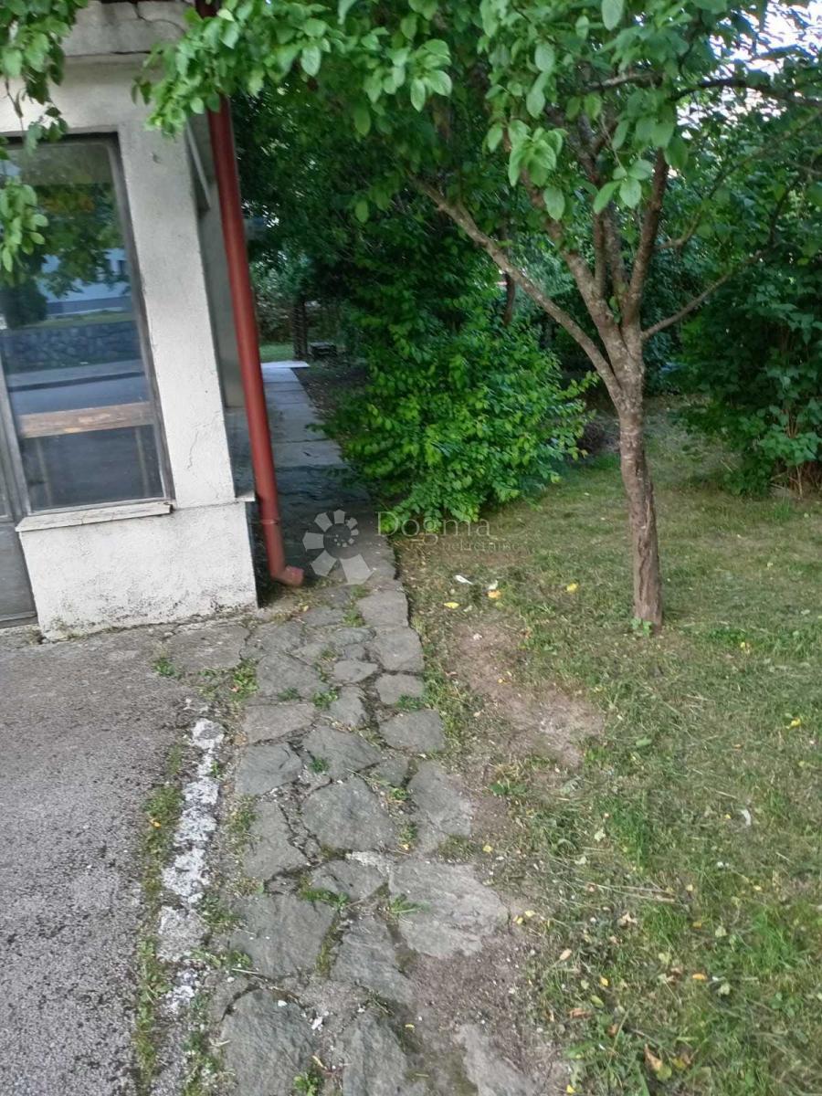 Hiša Delnice, 365m2