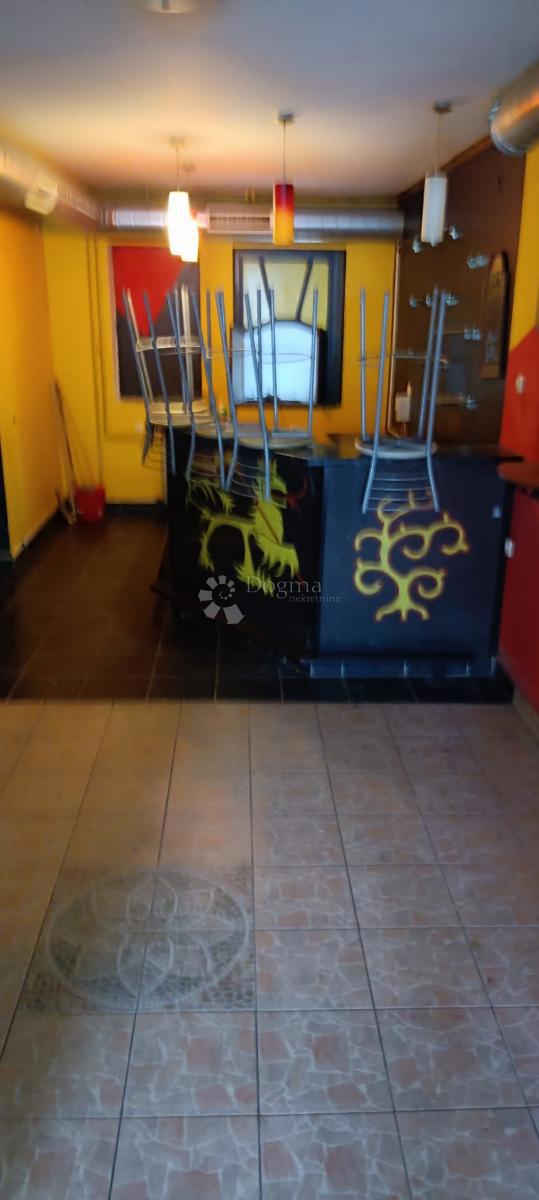 Hiša Delnice, 365m2