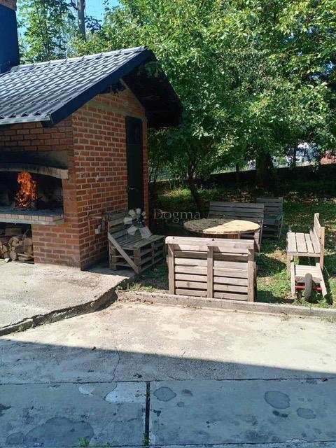 Hiša Delnice, 365m2