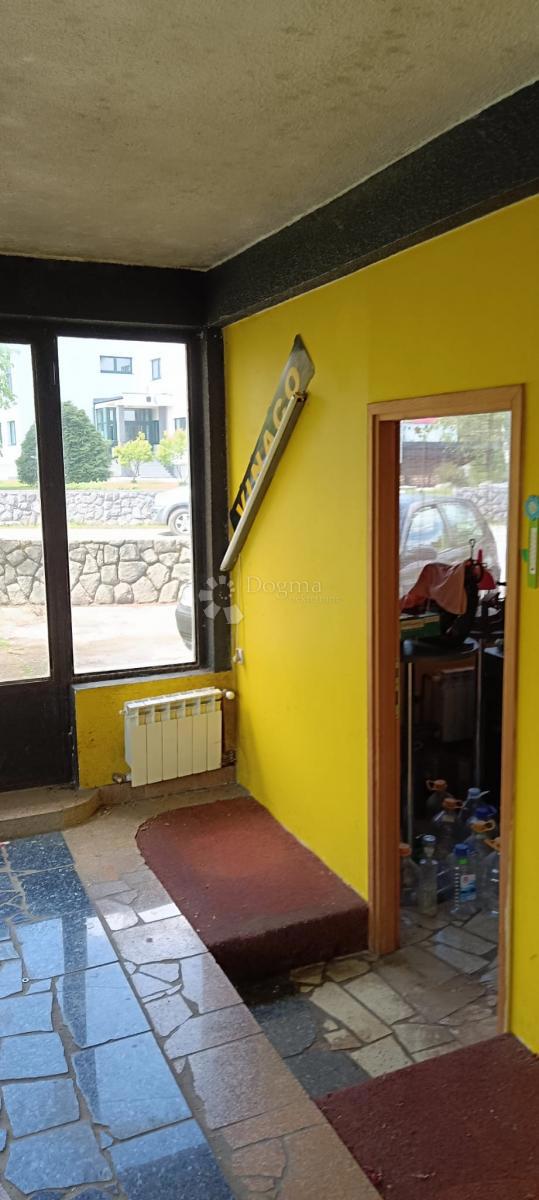 Hiša Delnice, 365m2